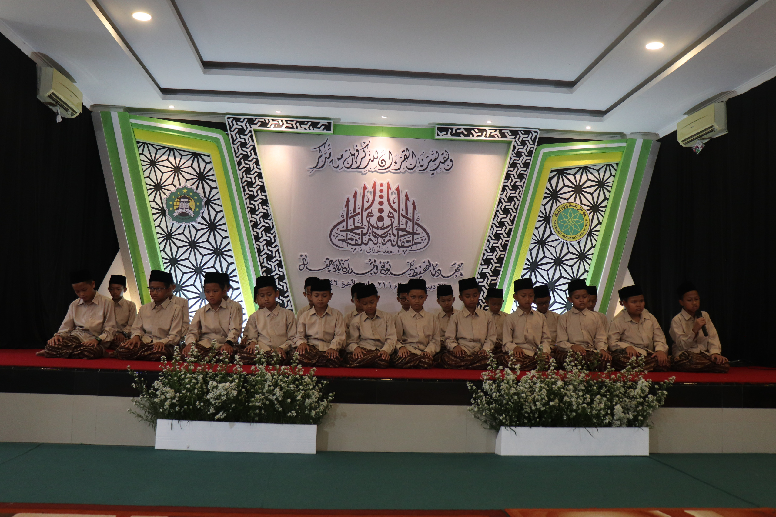 Haflatul Hidzaq Pondok Tahfidh Yanbu’ul Qur’an Krandon Tahun 2024